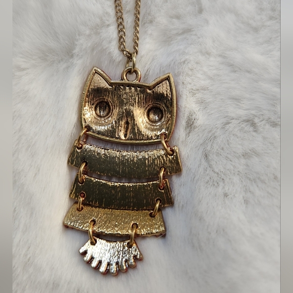 NWT Owl Pendant Necklace - Picture 5 of 8